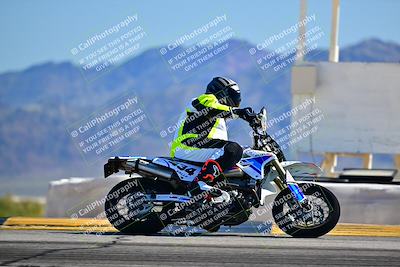media/Mar-25-2024-Moto Forza (Mon) [[8d4319bd68]]/4-Novice Group/Session 2 (Turn 9 Side)/
